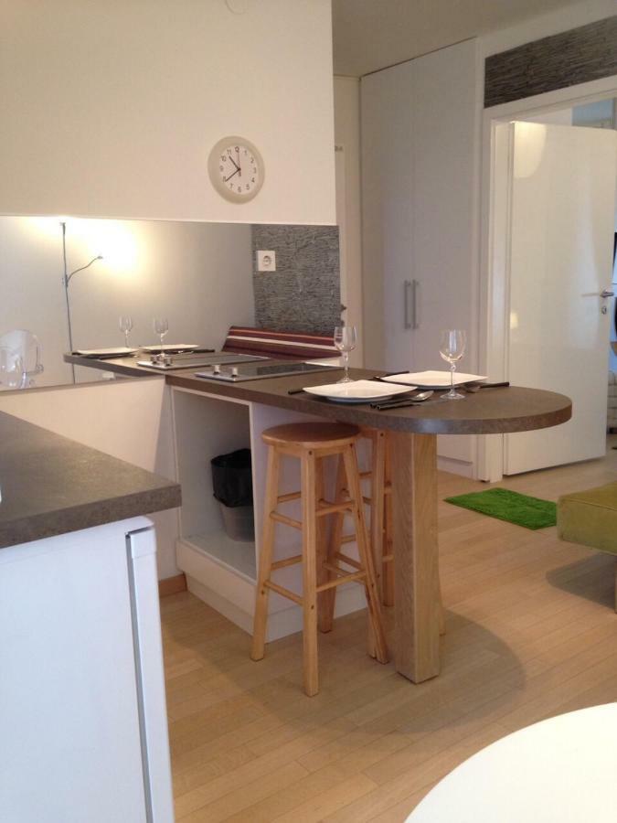 Apartments Kremenic เซรส ภายนอก รูปภาพ