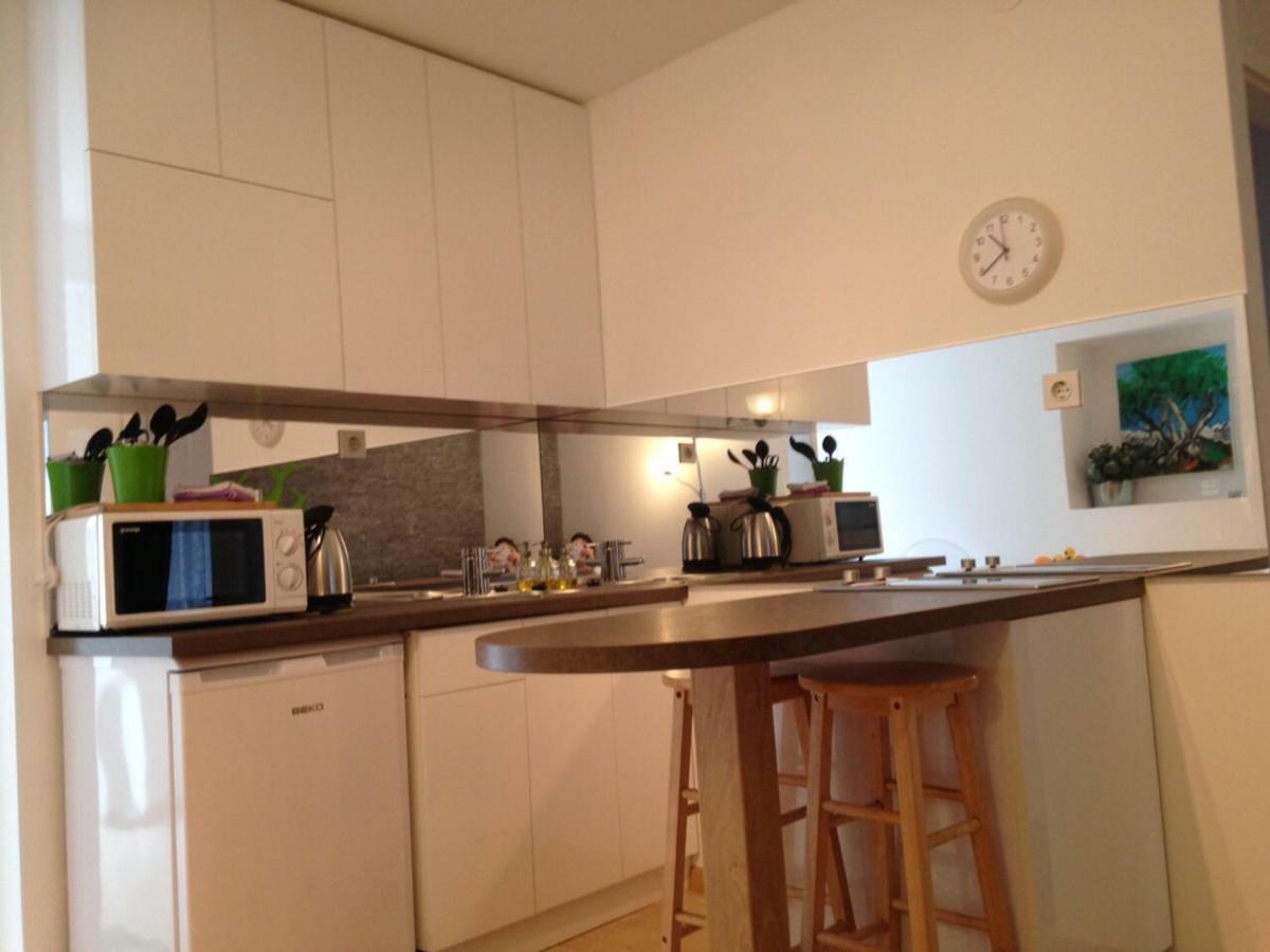 Apartments Kremenic เซรส ภายนอก รูปภาพ